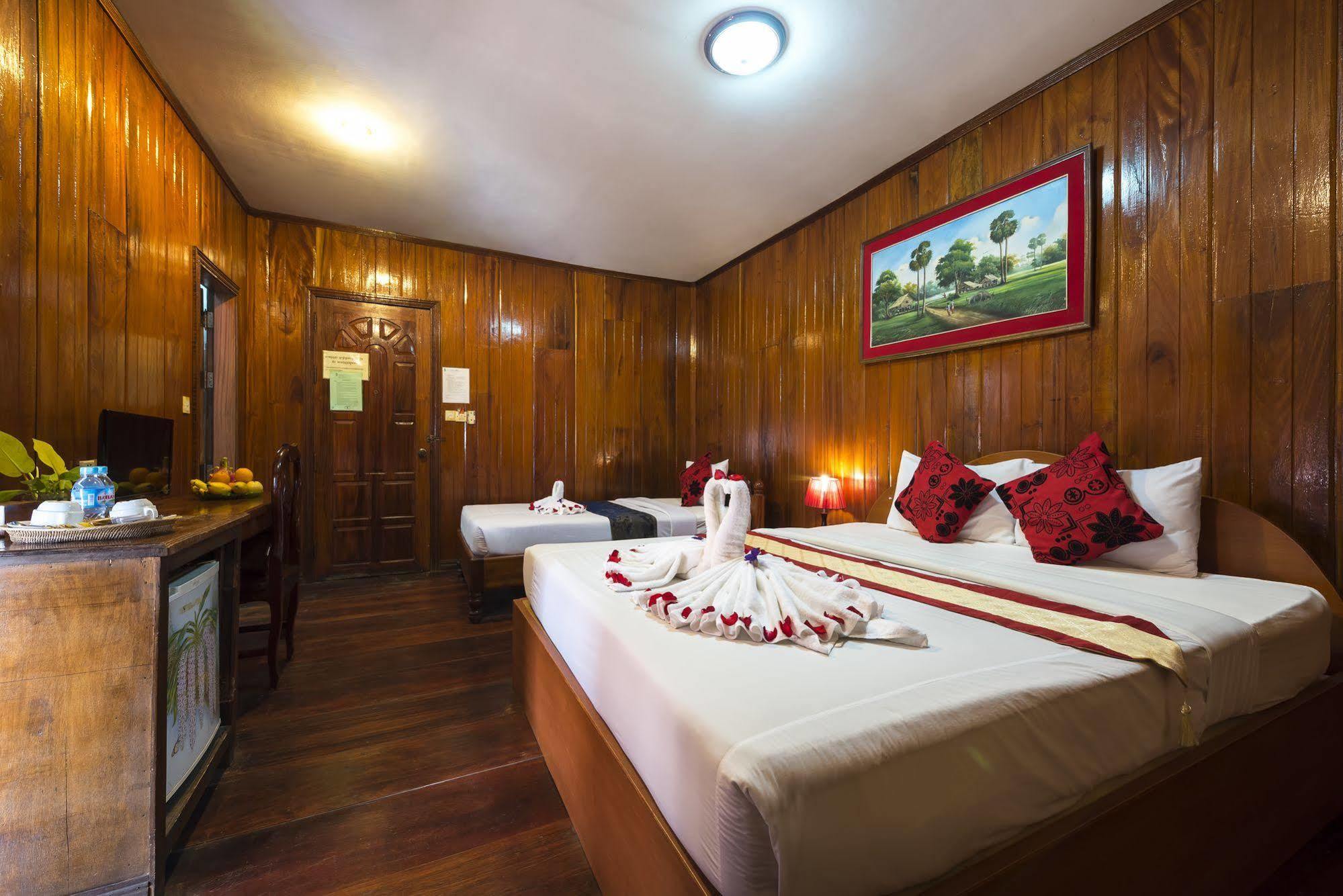 Neak Pean Hotel - Wooden House Siem Reap Eksteriør billede
