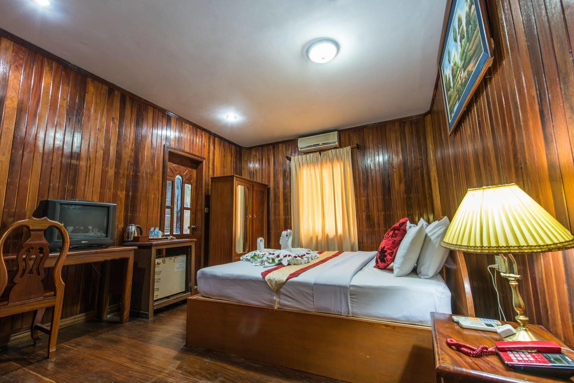 Neak Pean Hotel - Wooden House Siem Reap Eksteriør billede
